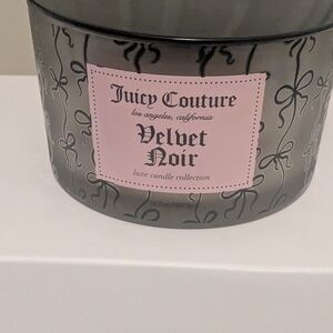 Juicy Couture Velvet Noir Candle - Pink and Gray